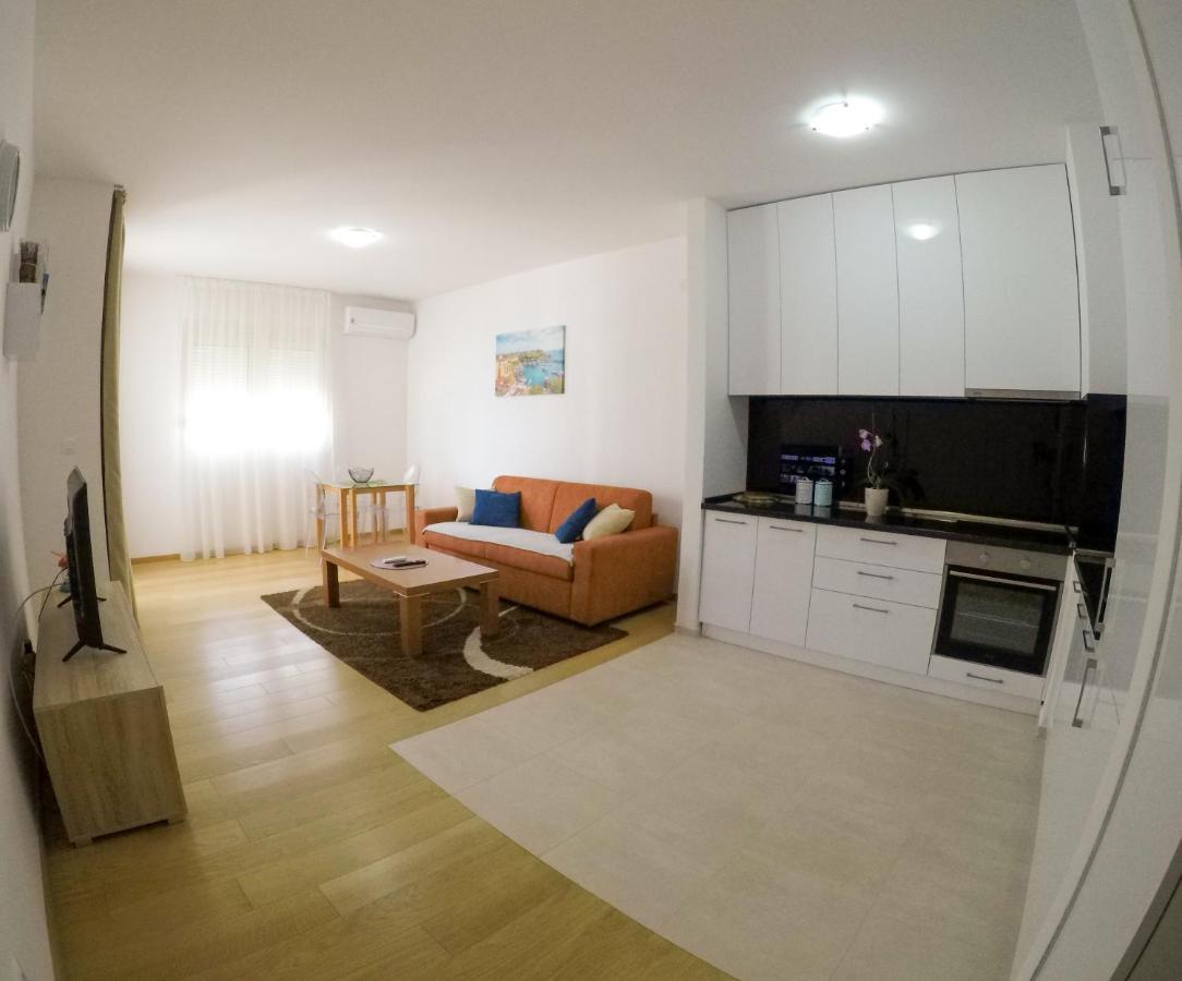 Apartments Milica Becici  Exterior photo